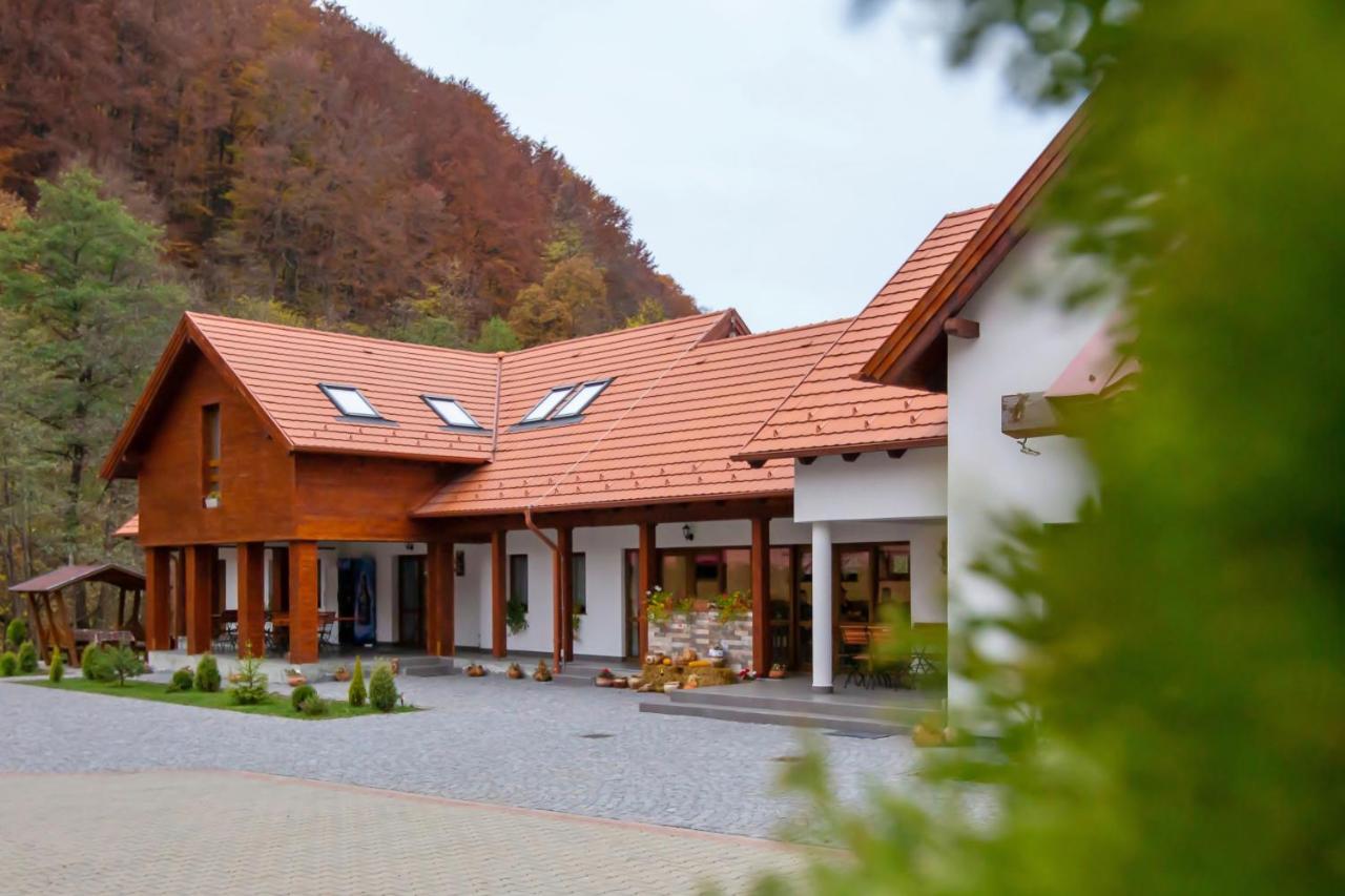 Patakmenti Panzio Spa Corund  Exterior foto